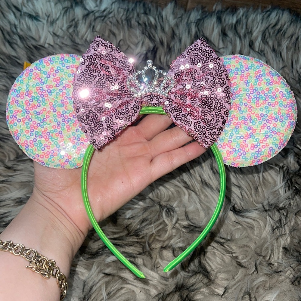 Minnie Mouse 🐭 Ears